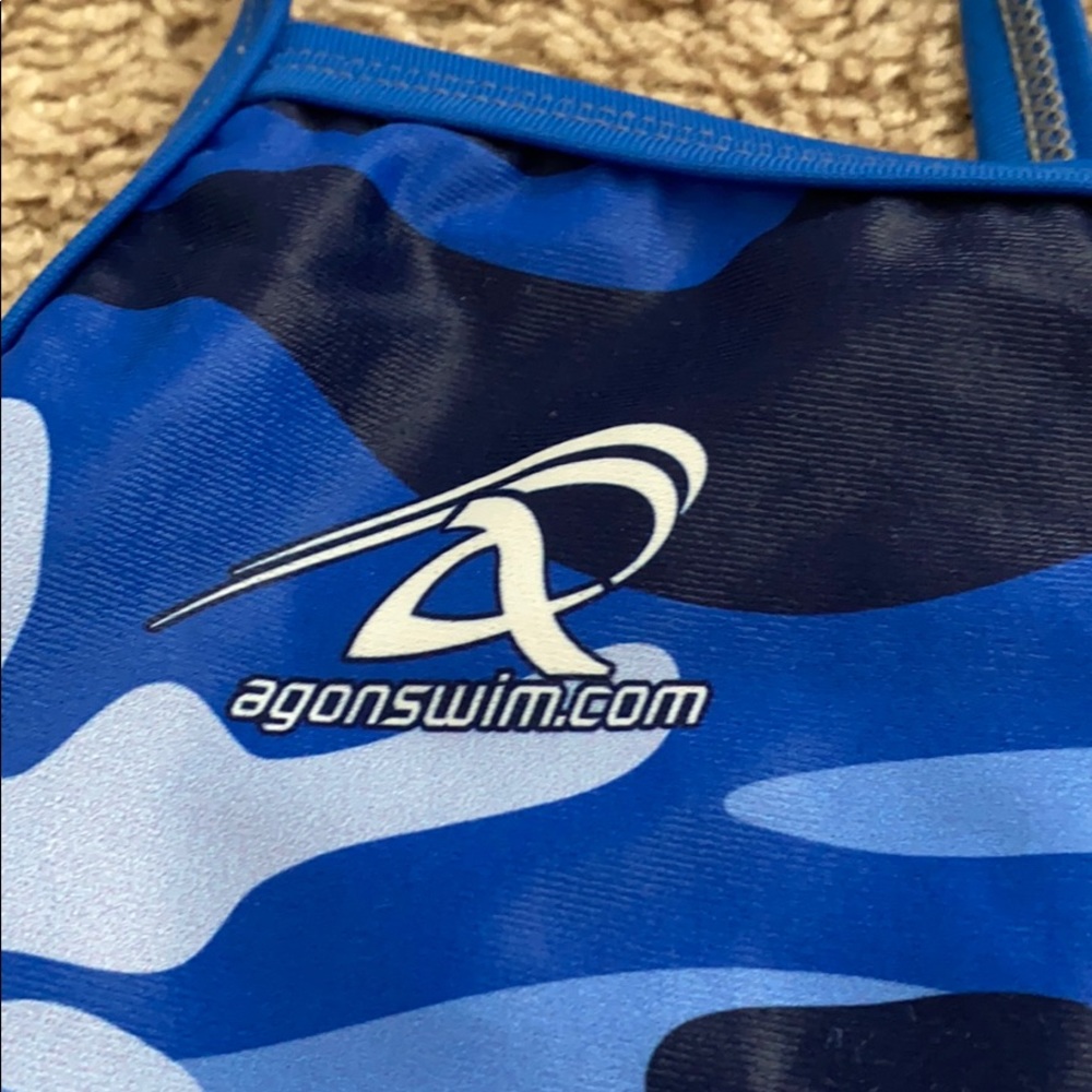 Racing Agon suit - Picture 2 of 3